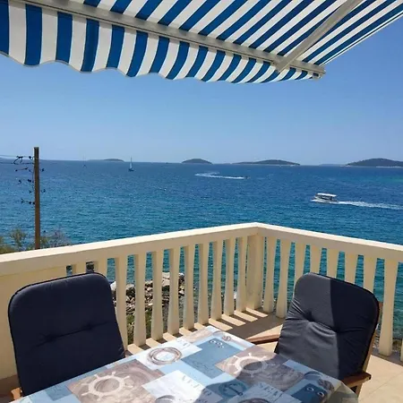 Bla A - Duplex Two Bedroom Lejlighed *