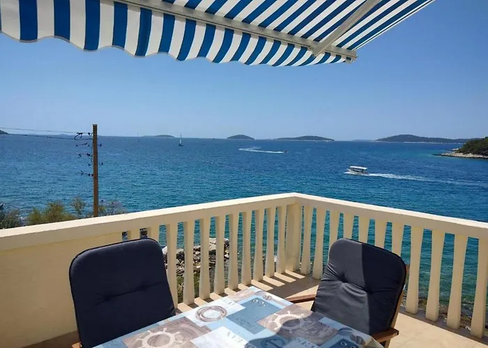 Bla A - Duplex Two Bedroom Lejlighed *