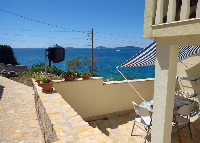 Bla A - Duplex Two Bedroom Apartment Prvić Luka